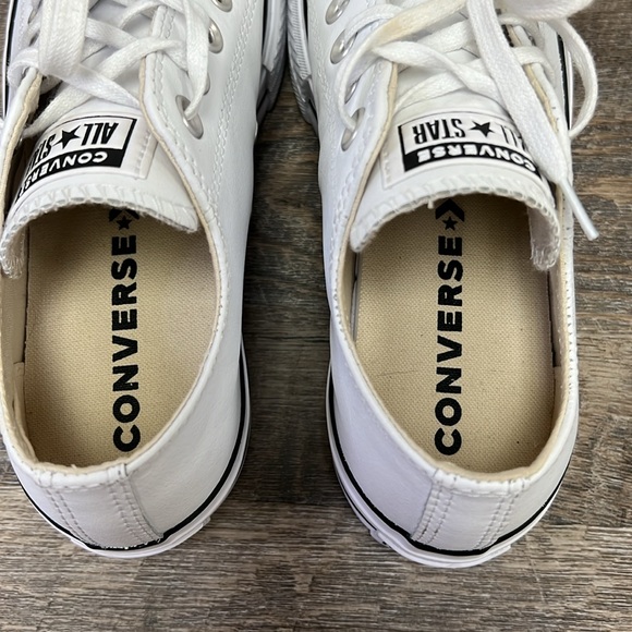 SOLD IN STORE Converse Chuck Taylor All Star Lift Platform Leather Size 7 - Picture 5 of 9